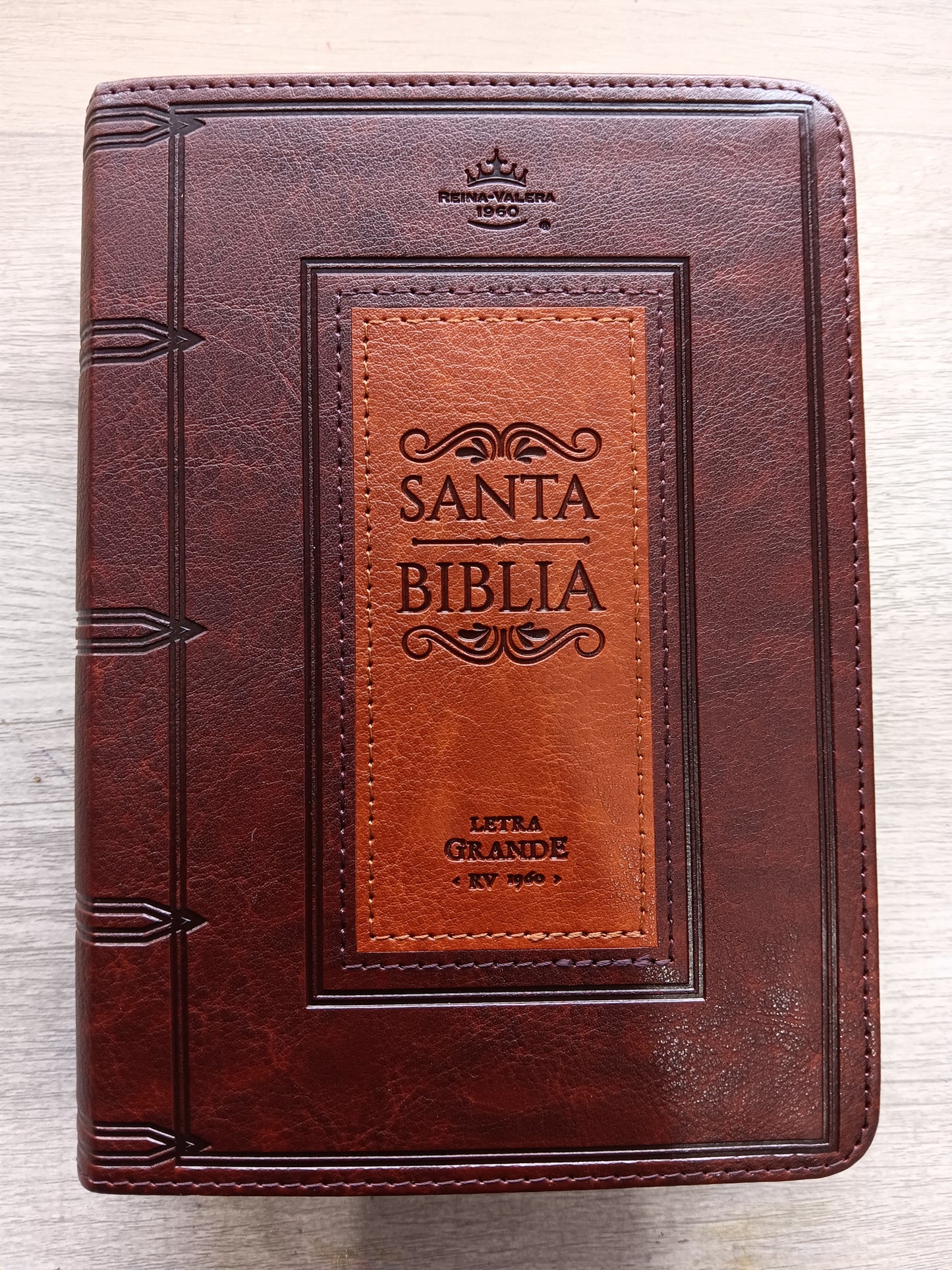 Biblia Letra Grande Tamaño Portatil